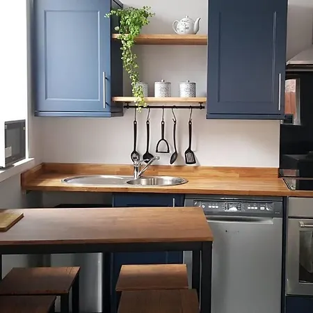 Sea Reach Apartment, 2 Minutes From Beach And Town Apartment